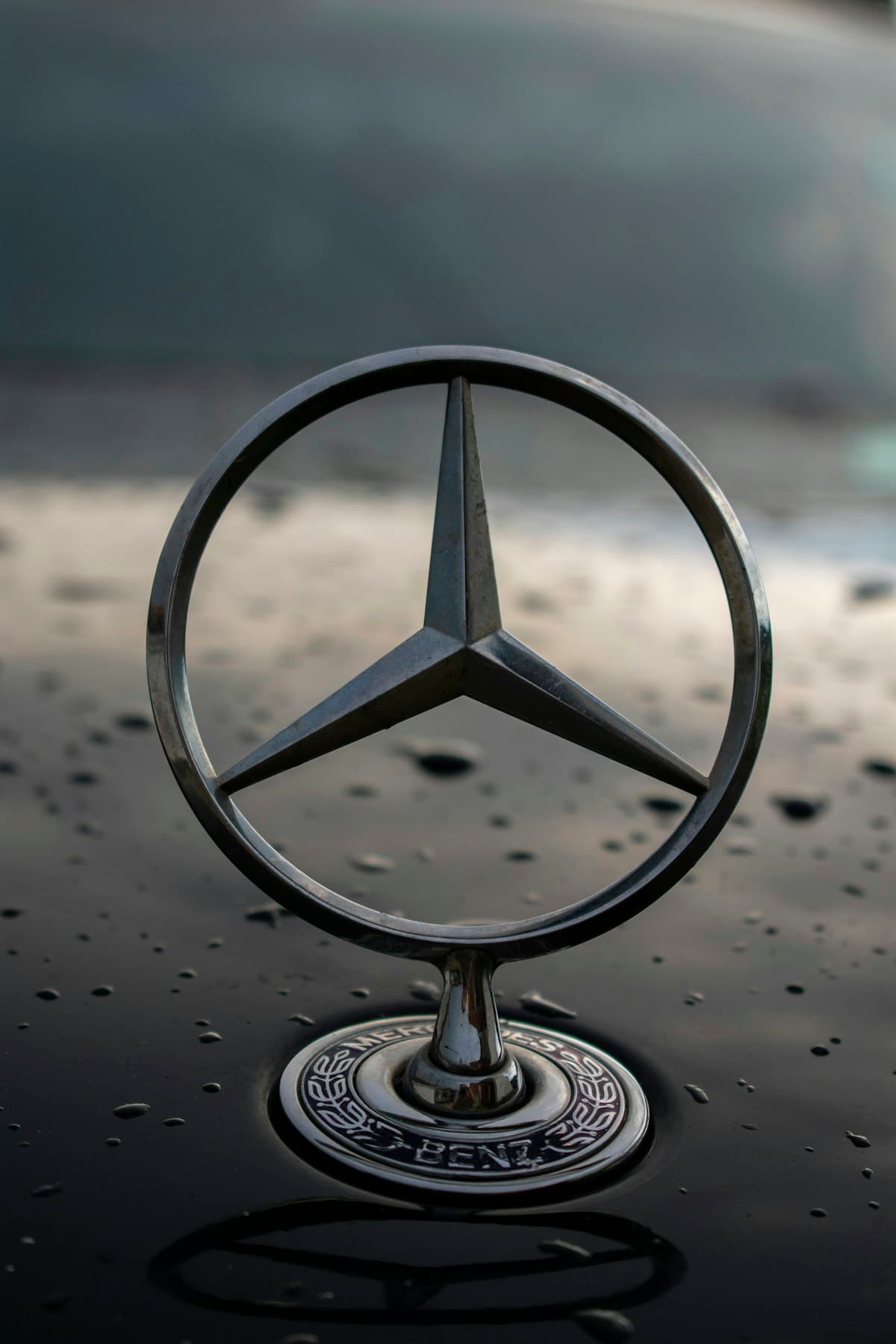 Mercedes-Benz detail